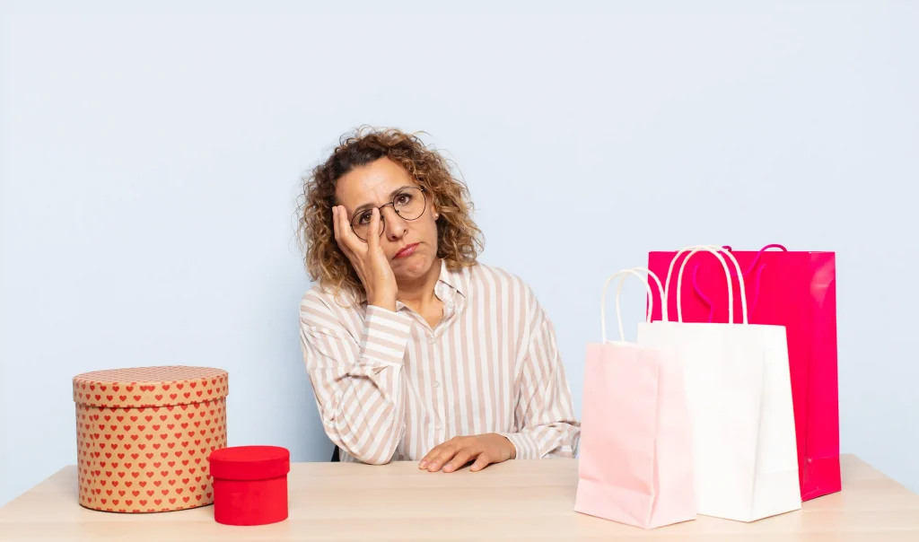 ELDER WOMAN FORGETS SHOPPING LIST AND GETS CONFUSED